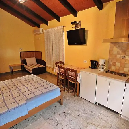 Studio In Porec/istrien 10251 * פורץ