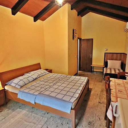 Studio In Porec/istrien 10251 Daire Poreč